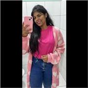 Professora de reforço com formação em Pedagogia