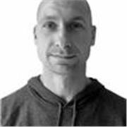Profesor de yoga con 5 años de experiencia. Mi objetivo es enseñar a adultos, desde principiantes hasta practicantes avanzados.