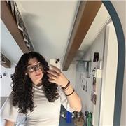 Diplomata liceo linguistico e attuale studentessa di medicina veterinaria, offro lezioni di inglese a grandi e piccoli.