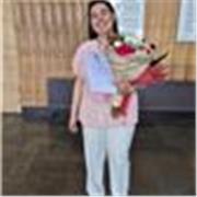 El título es: Maestro/a de Español en Linea