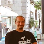 Laureando in Astronomia e perito chimico offre lezione online di chimica di qualunque livello