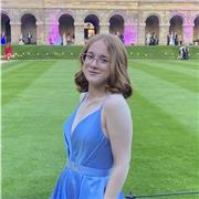 I hope to provide in-depth teaching that stimulates creative minds.