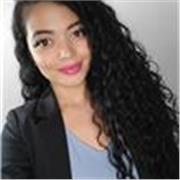 Profesional en Comunicación Social con experiencia en oratoria y expresión oral, vamos a transformar tus ideas en duscursos