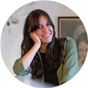 Docente titulada en Comunicación Audiovisual y experta en redacción y redes sociales.