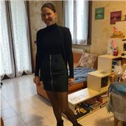 Diplomata al liceo classico, studentessa di lettere classiche offre lezioni di greco, latino, italiano, inglese e storia