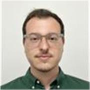 Profesor titulado en Grado de Historia con experiencia dando clase en colegio concertado y apasionado de la materia. 