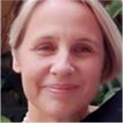 Profesora de piano para ninhos y adolescentes con muchos anos de experiencia. 