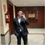 Profesor de pádel apto para todas las edades y niveles