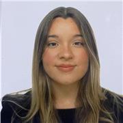 Profesora de apoyo particular para la asignatura de filosofía