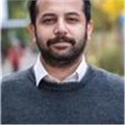 Masters student in UK ready to teach you English, willing to engage with students of all ages