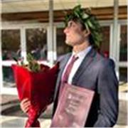 Laurearo in fisica offre supporto per ripetizioni ,esercizi, aiuto tesi, preparazione test di ingresso, preparazione esami