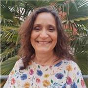 Offro lezioni in particolare ai ragazzi delle medie primarie motivandoli attraverso metodo di studio adatto