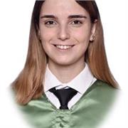 Daría las clases de manera online, realizando explicaciones claras mediante resúmenes y mapas conceptuales para facilitar estudio