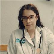 Soy una persona practica y activa, considero que soy una persona que siempre tiene una sonrisa en el rostro y ve lo positivo de la vida