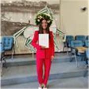 Laureata Magistrale offre aiuto tesi e tesine