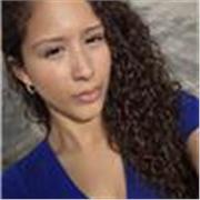 Americana con inglés materno , bilingüe , con un español dominante 