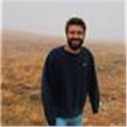 Soy un estudiante de 4º curso del grado universitario de Magisterio de Primaria; tengo experiencia dando clases particulares desde los primeros cursos de primaria hasta 4º de ESO, y puedo dar prácticamente cualquier asignatura