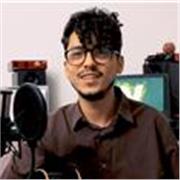 Professional easy going teacher who makes complicated topics be fun to learn and play ! 