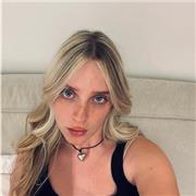 Frequento un corso universitario di economia, offro ripetizioni di inglese, tedesco, matematica, italiano