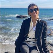 Realice el bachillerato de ciencias de la salud, así que tengo conocimientos sobre biología, química, matemáticas…También tengo conocimientos sobre inglés y actualmente estudio Educación Primaria en la Us