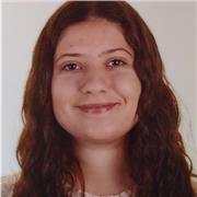 Profesora de lengua y literatura y clases de violín