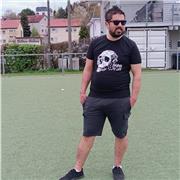 Ich bin bereit, Kindern Englisch beizubringen und spreche Arabisch, Türkisch und ein wenig Deutsch