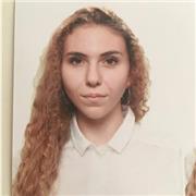 Graduada en Economía. Ofrezco clases de economía para ESO y Bachillerato y ayudo con la preparación de la EVAU.