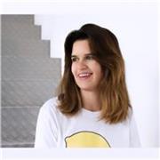 Profesora de Ciencias. Especializada en área de medio ambiente. 
