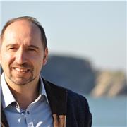 Profesor de Oratoria Moderna y comunicación pública