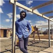 Insegnante madrelingua italiano offre lezioni di tutoring e dialogo per livelli medie/superiori, nonché lezioni di lingua inglese (livello B2+)