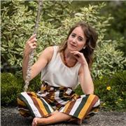 Musicista laureata al Conservatorio disponibile per lezioni private di strumento presso la propria abitazione o il vostro domicilio. Zona Bergamo e provincia