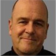 Erfahrung als Leiter und Inhabers einer privaten LRS- Förderungsschule für Kinder, Jugendliche, Erwachsene
Auch Aufsatztraining.