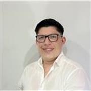 Maestro de inglés con experiencia internacional en Vancouver y especialista en fonética aplicada, enfocado en eliminar la barrera