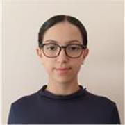 Profesora de refuerzo para niños de primaria de 6 a 11 años.