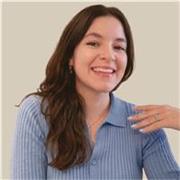 Maestra de Inglés con conocimiento en la materia de Español