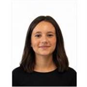 Sono una studentessa di 18 anni. Sono disponibile anche per altre materie