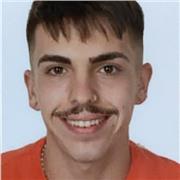 Actualmente estoy estudiando educación primaria, soy un buen candidato y puedo dar clases de cualquier asignatura