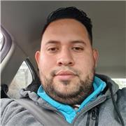 ingeniero electronico, se explica electrónica y circuitos electricos para reforzar conocimientos con teoría y simulaciónes en proteus