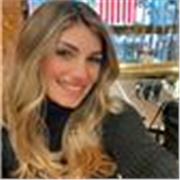 Insegnante di inglese madrelingua e traduttrice professionista dal 2016 di inglese e tedesco per corsi individuali o di gruppo. Preparazione certificazioni Cambridge / corsi aziendali / aiuto compiti (In possesso del CELTA - certificazione Cambridge dell’