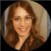 Prof en ligne donne des cours de soutien pour le primaire et le secondaire