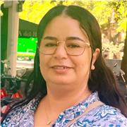 Profesor de árabe dando clases a los adultos y niños de todos los edades,dando clases también de Darija marroquí con experiencia