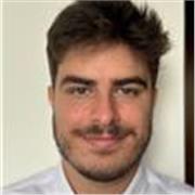 Graduado en Física con Astrofísica con alto nivel de inglés y experiencia previa en enseñanza de clases particulares
