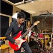 I've been providing Private lessons for a while. My aim is to focus on students improvement. 