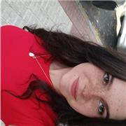 Estudiante experimentada con los idiomas, imparte clases presenciales y online (preferiblemente la primera forma)