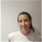 Profesora de Educación Inicial y Primaria (desde 45 días hasta 5 años), egresada en Argentina, con más de 8 años de experiencia.