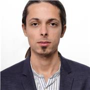 Insegnante di fotografia e della postproduzione per apprendere dalle basi in su