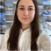 Laureata in Bioinformatica offre lezioni di chimica, statistica, genetica, programmazione (R e Python base) di livello universitario