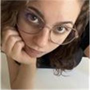 Studentessa universitaria offre lezioni di inglese per elementari, medie e superiori