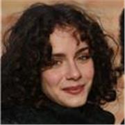 Studentessa di ingegneria energetica al Politecnico di Milano, diplomata al liceo scientifico, sarei felice di aiutarvi con matematica o fisica! Possiamo approfondire