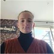 Diplômée d'un Bac professionnel et d'un BTS MHR (Management en Hôtellerie et Restauration). Je souhaite mettre en place des cours 